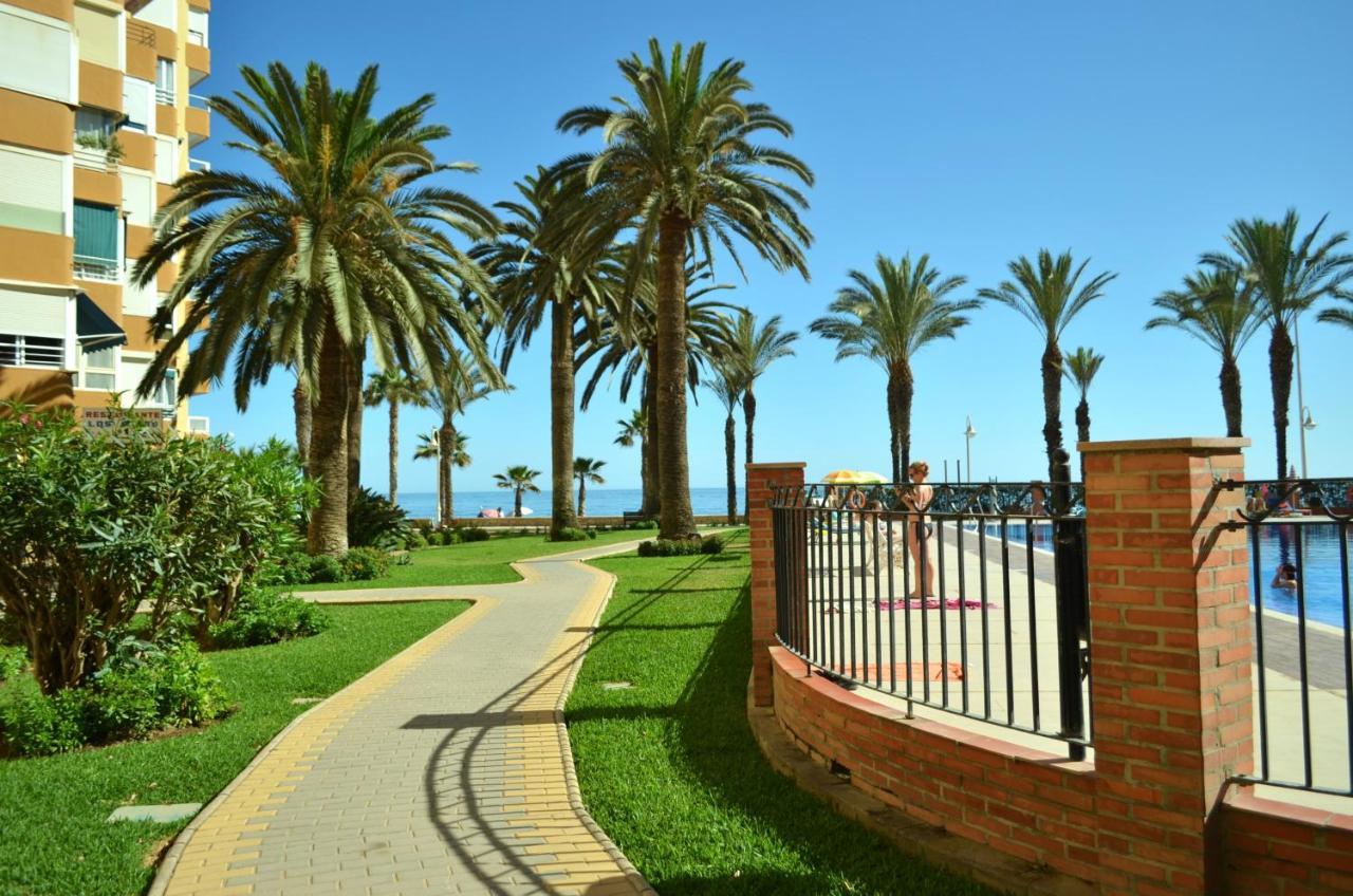 Apartamento Urbanización Centro Internacional Algarrobo Costa Exterior foto