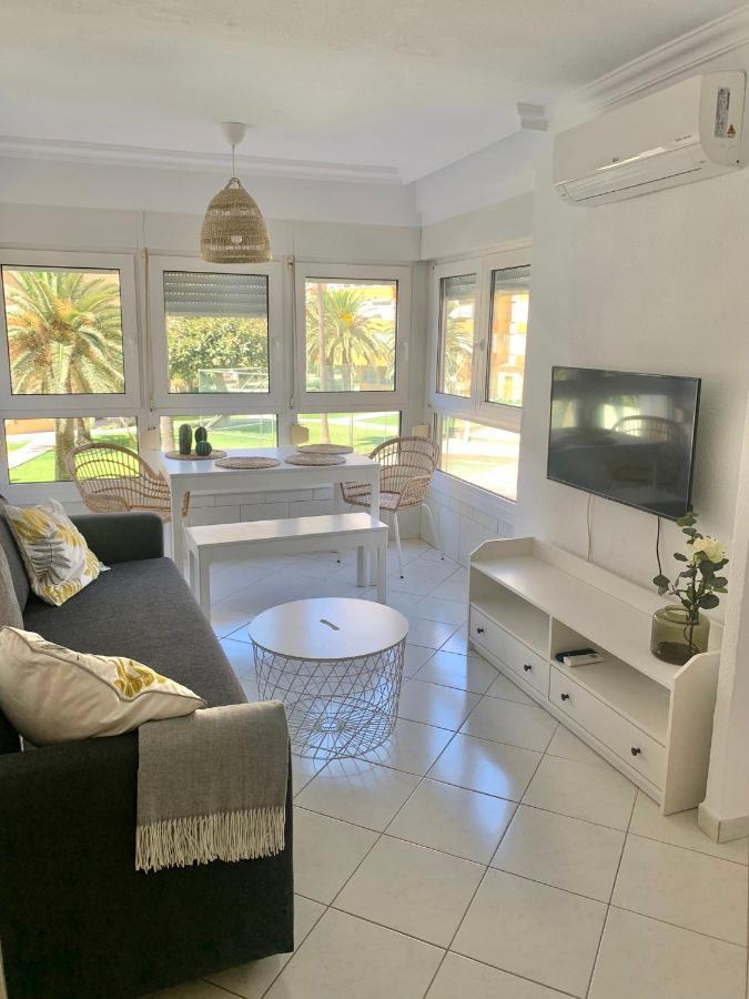 Apartamento Urbanización Centro Internacional Algarrobo Costa Exterior foto